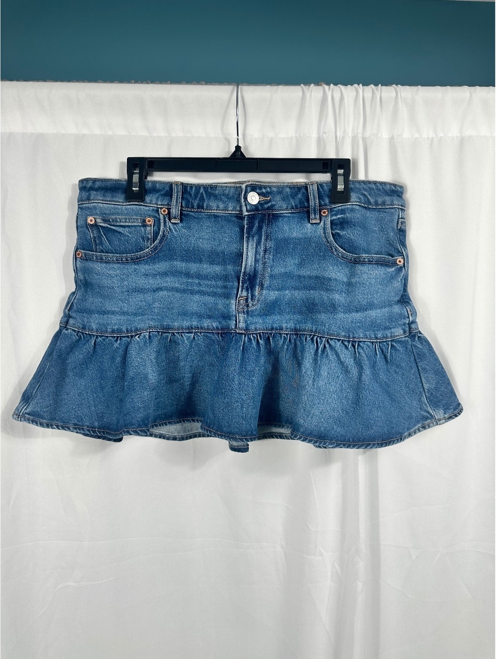 American Eagle Denim Ruffle Hem Mini Skirt Size 12